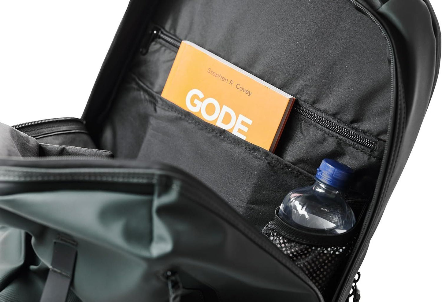 TRUNK Reiserucksack Lorbeerkranz – wasserabweisend & stabil – Produktbild 7
