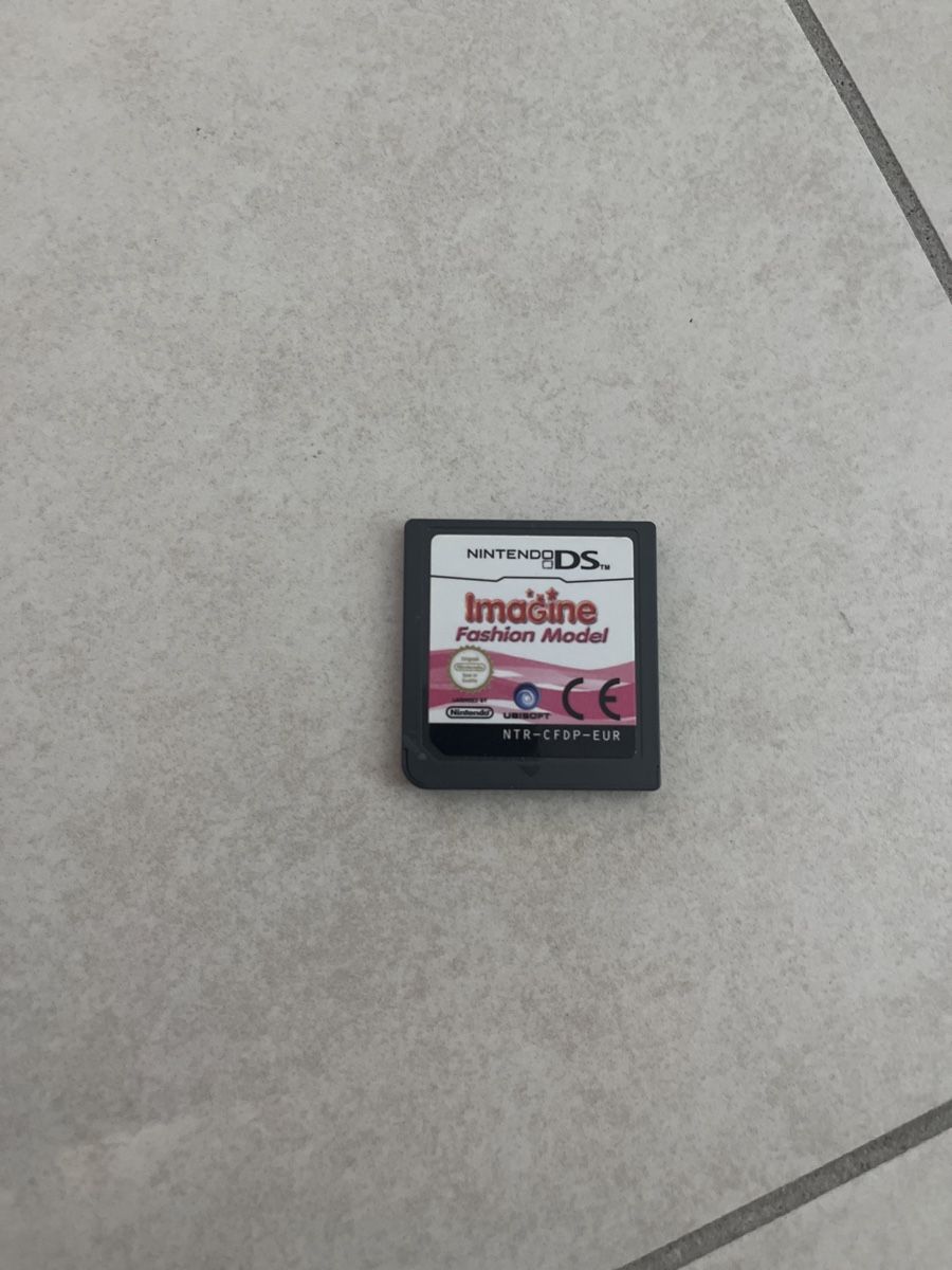 Nintendo ds imagine fashion model